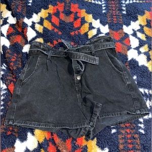 womens “mom” style black shorts!